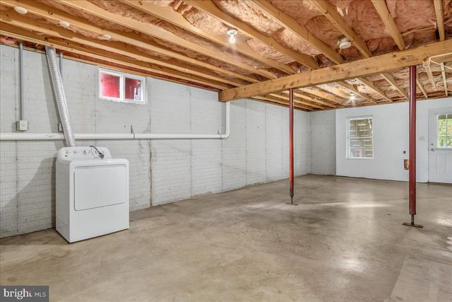 37 COLONIAL DR S #B, Hagerstown, MD 21740