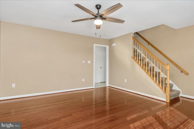 37 COLONIAL DR S #B, Hagerstown, MD 21740