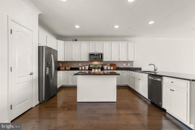 7808 TAGGART CT, Elkridge, MD 21075