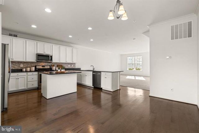 7808 TAGGART CT, Elkridge, MD 21075