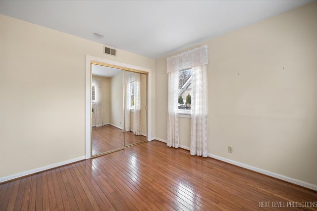 1011 James Street, Geneva, IL 60134