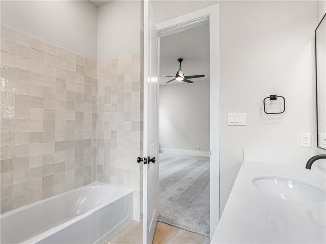 2031 Pine Woodland Drive, Manvel, TX 77578