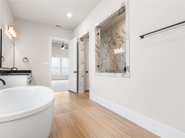 2031 Pine Woodland Drive, Manvel, TX 77578