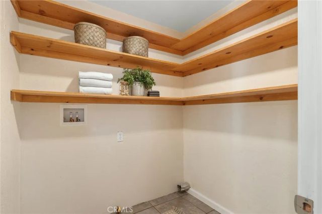 22 Oak Park Way, Oroville, CA 95966