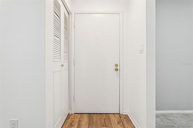 4606 W GRAY STREET 105, Tampa, FL 33609