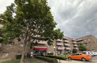 1460 Fairlane Drive 106, Schaumburg, IL 60193
