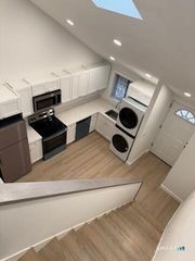 38b putnam Green T, Greenwich, CT 06830