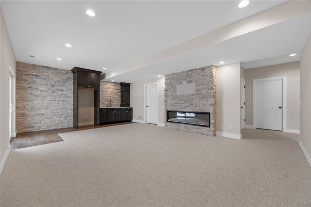 4050 Calder Drive, Marion, IA 52302