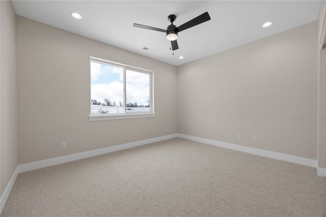 4050 Calder Drive, Marion, IA 52302