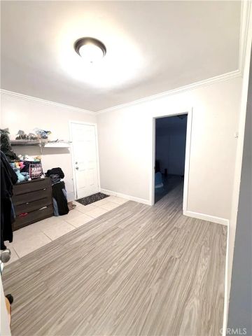 1183 Woodrail Dr, Vista, CA 92083