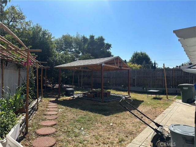 1183 Woodrail Dr, Vista, CA 92083