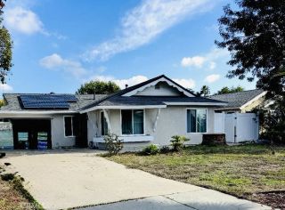 1183 Woodrail Dr, Vista, CA 92083