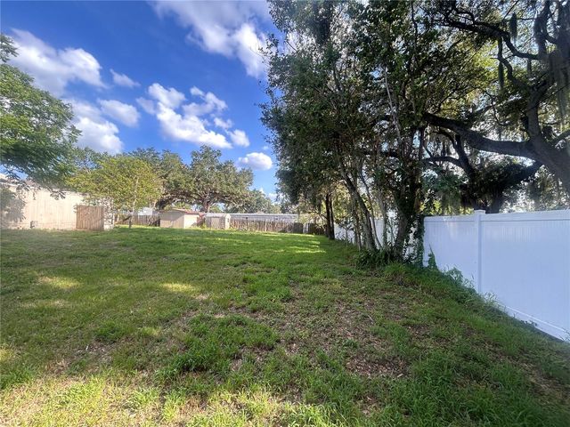 2009 POE STREET, Lakeland, FL 33801