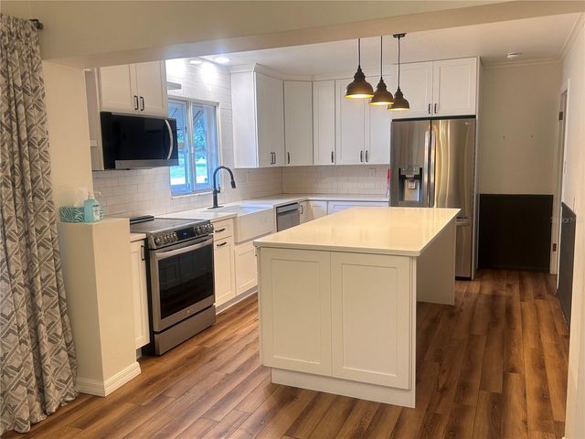 2009 POE STREET, Lakeland, FL 33801