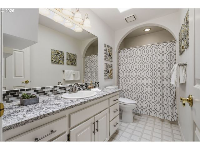 6108 Sw KRUSE RIDGE Dr, Portland, OR 97219