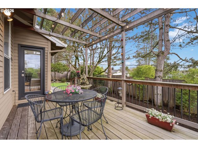 6108 Sw KRUSE RIDGE Dr, Portland, OR 97219