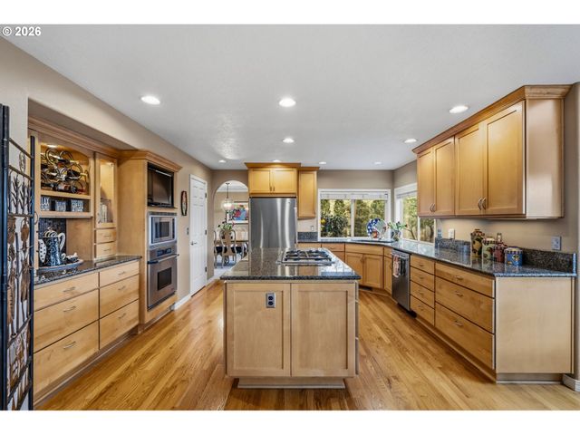 6108 Sw KRUSE RIDGE Dr, Portland, OR 97219