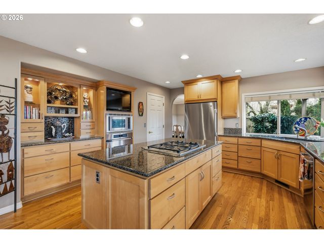 6108 Sw KRUSE RIDGE Dr, Portland, OR 97219