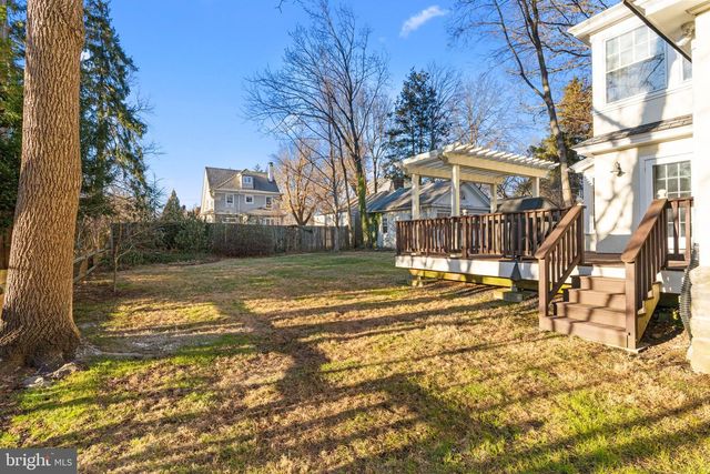 511 E WILLOW GROVE AVE, Wyndmoor, PA 19038