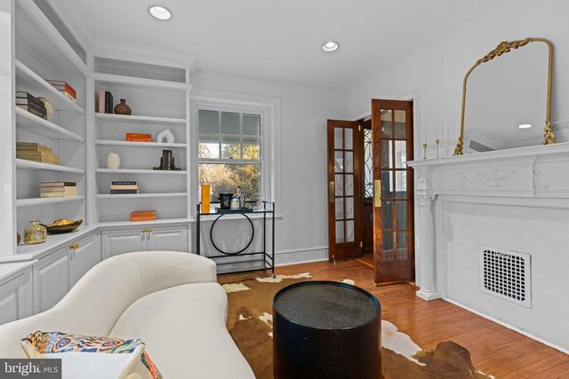 511 E WILLOW GROVE AVE, Wyndmoor, PA 19038