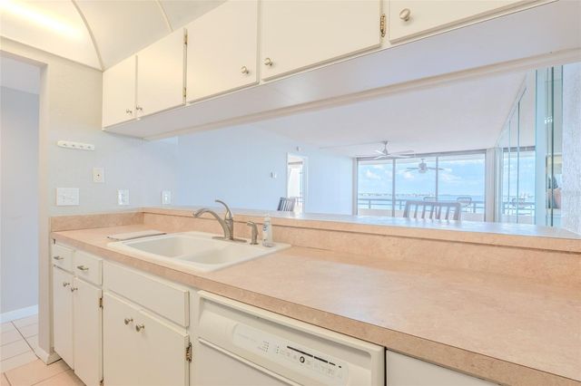 5700 MARINER STREET 503A, Tampa, FL 33609