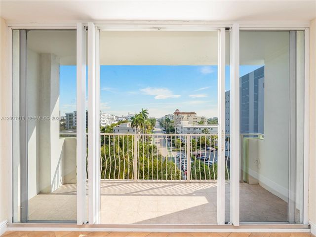 10350 W BAY HARBOR DR 6L, Bay Harbor Islands, FL 33154