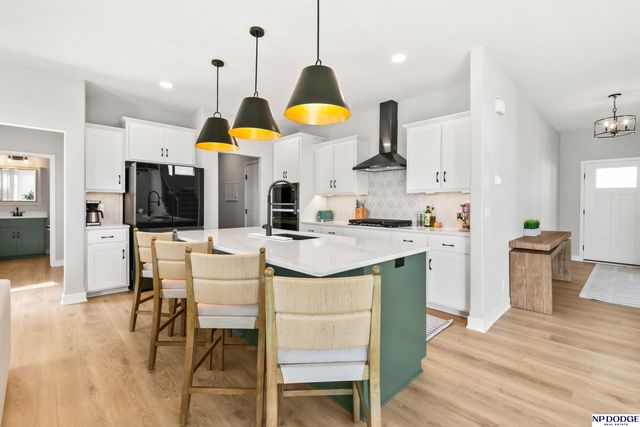 19055 Murifield Circle, Omaha, NE 68136