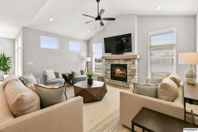 19055 Murifield Circle, Omaha, NE 68136