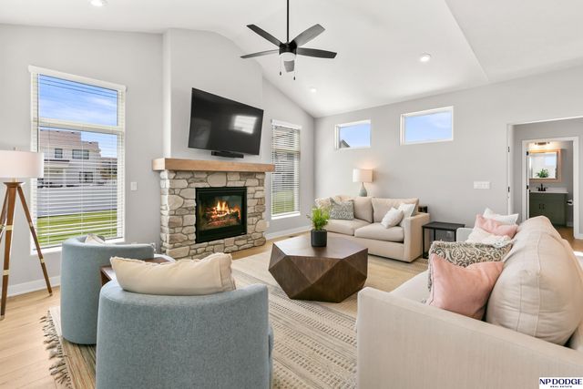 19055 Murifield Circle, Omaha, NE 68136