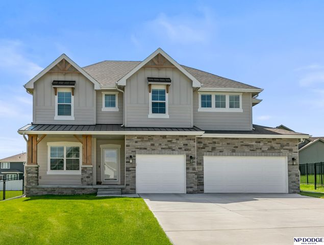 19055 Murifield Circle, Omaha, NE 68136