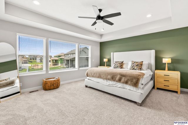 19055 Murifield Circle, Omaha, NE 68136