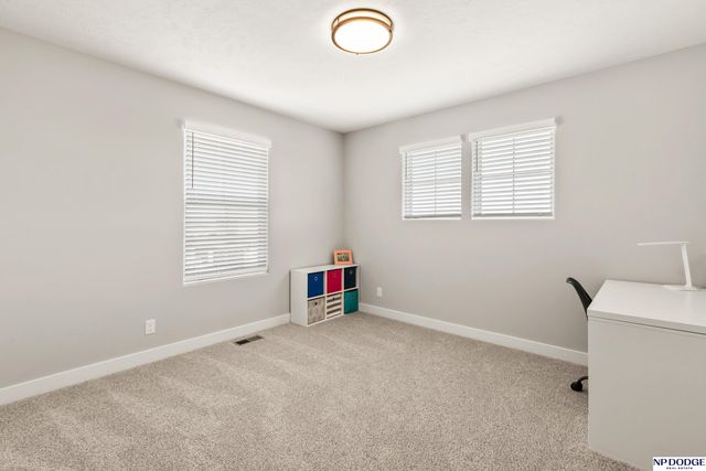 19055 Murifield Circle, Omaha, NE 68136