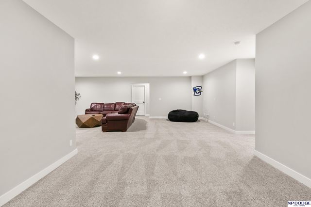 19055 Murifield Circle, Omaha, NE 68136