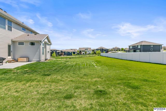 19055 Murifield Circle, Omaha, NE 68136