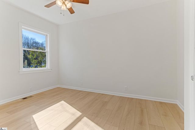 14 Hale Street, Greenville, SC 29605