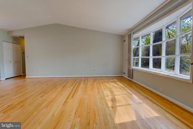 6628 ADRIAN ST, Hyattsville, MD 20784