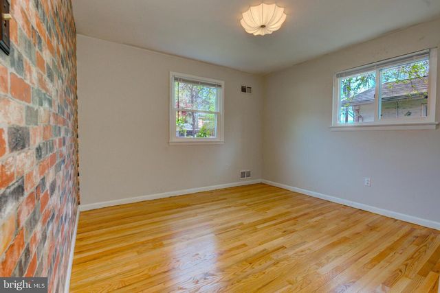 6628 ADRIAN ST, Hyattsville, MD 20784