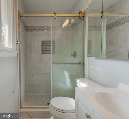 6628 ADRIAN ST, Hyattsville, MD 20784