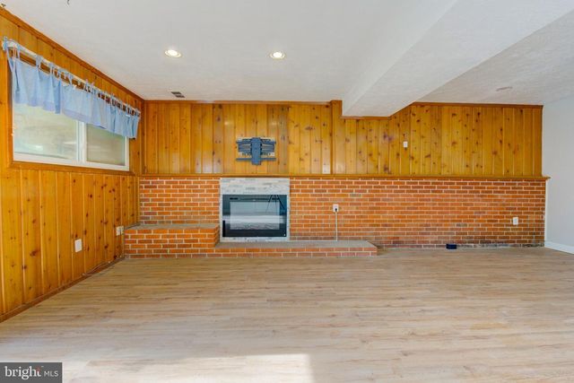 6628 ADRIAN ST, Hyattsville, MD 20784