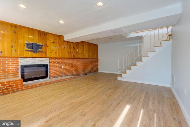 6628 ADRIAN ST, Hyattsville, MD 20784