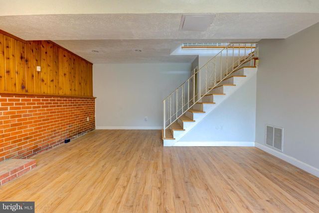 6628 ADRIAN ST, Hyattsville, MD 20784