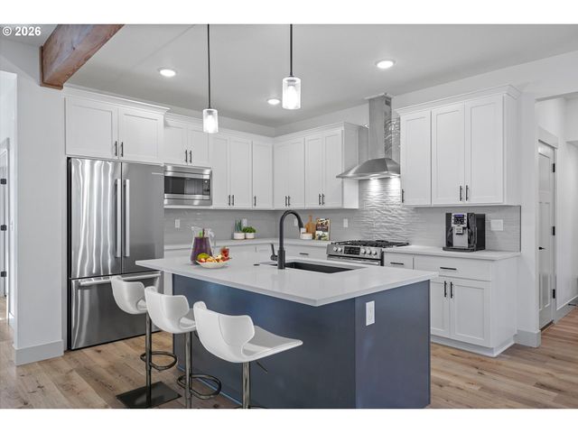 35471 PORTLAND VIEW Dr, St Helens, OR 97051