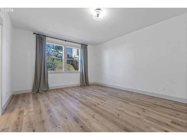 35471 PORTLAND VIEW Dr, St Helens, OR 97051