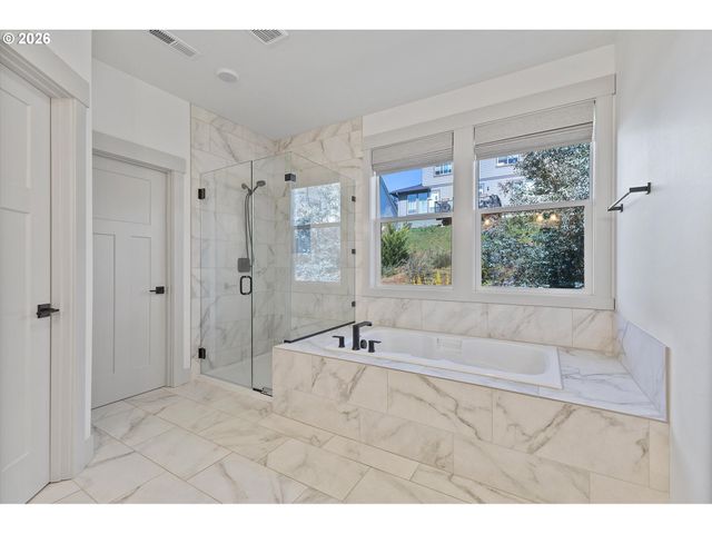 35471 PORTLAND VIEW Dr, St Helens, OR 97051