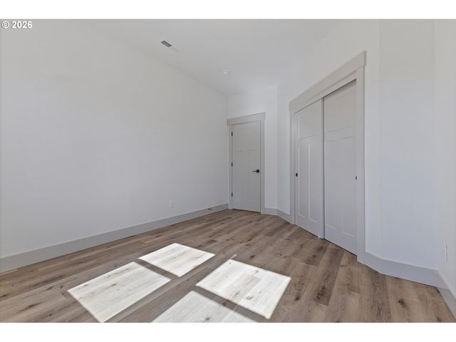 35471 PORTLAND VIEW Dr, St Helens, OR 97051