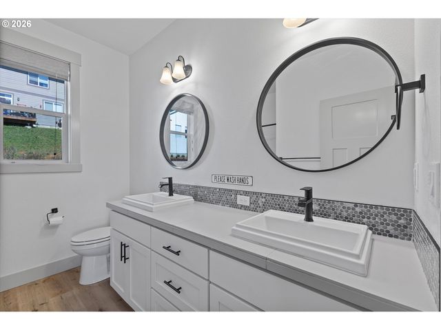 35471 PORTLAND VIEW Dr, St Helens, OR 97051