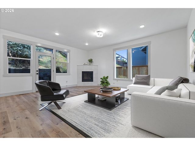 35471 PORTLAND VIEW Dr, St Helens, OR 97051