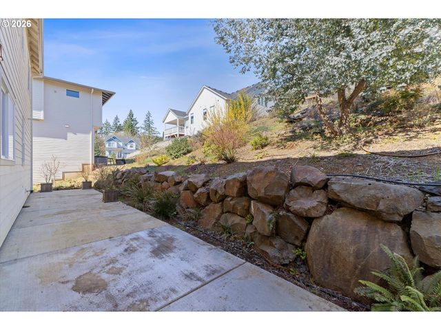 35471 PORTLAND VIEW Dr, St Helens, OR 97051