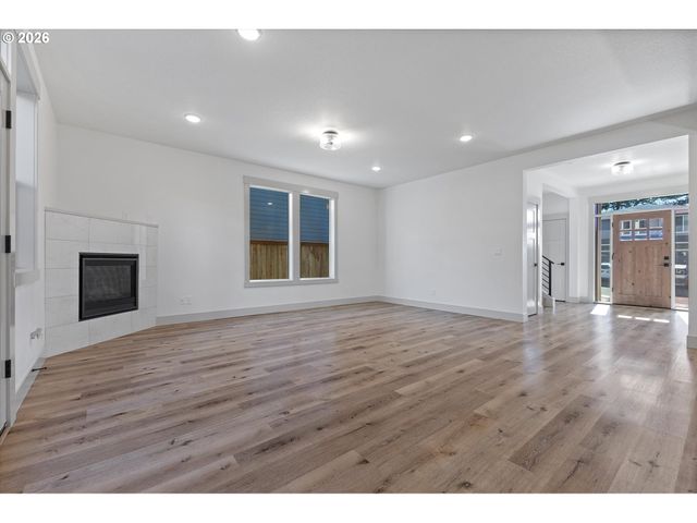 35471 PORTLAND VIEW Dr, St Helens, OR 97051