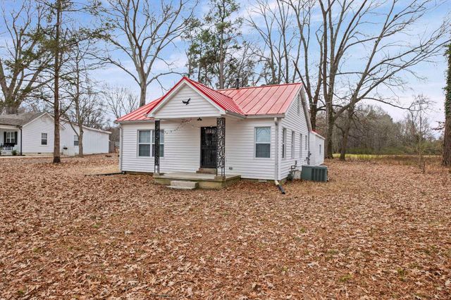 8583 KERRVILLE-ROSEMARK RD E, Millington, TN 38053